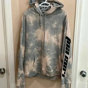 (15) TNA  sweatshirt​
